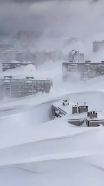 Snow in Russia.. Simply unbelievable.