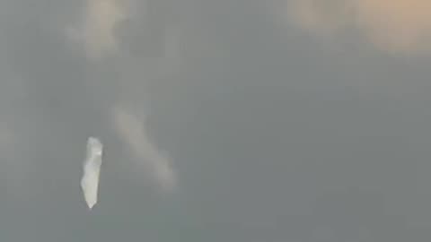 👽🛸 Flight Passenger Spots Cylinder-Shaped UFO! | TheTruthAbove