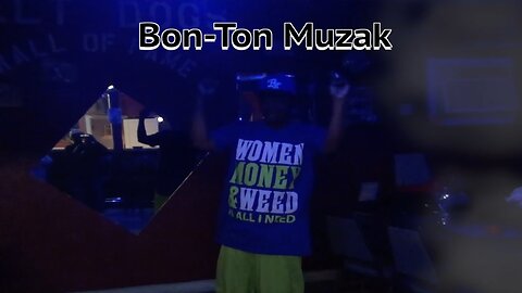 Everybody On It - Byron LOVE Luv