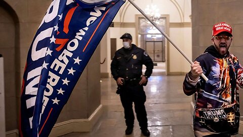 NEW J6 VIDEO SHOWS FBI BREAKING WINDOWS OF CAPITOL BUILDING