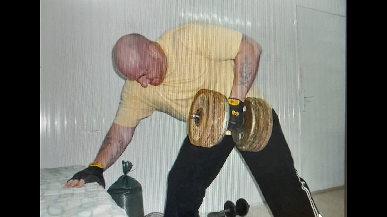 Camp life at Al Hartha. May 2006