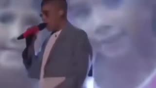 🟢 MUST SEE: "Bad Bunny" Singing When His Auto-Tune Breaks Is UNREAL!