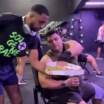 When you wanted to go to a pizzeria, but went to the gym 😁