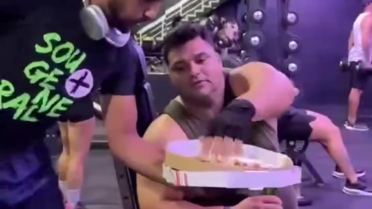 When you wanted to go to a pizzeria, but went to the gym 😁