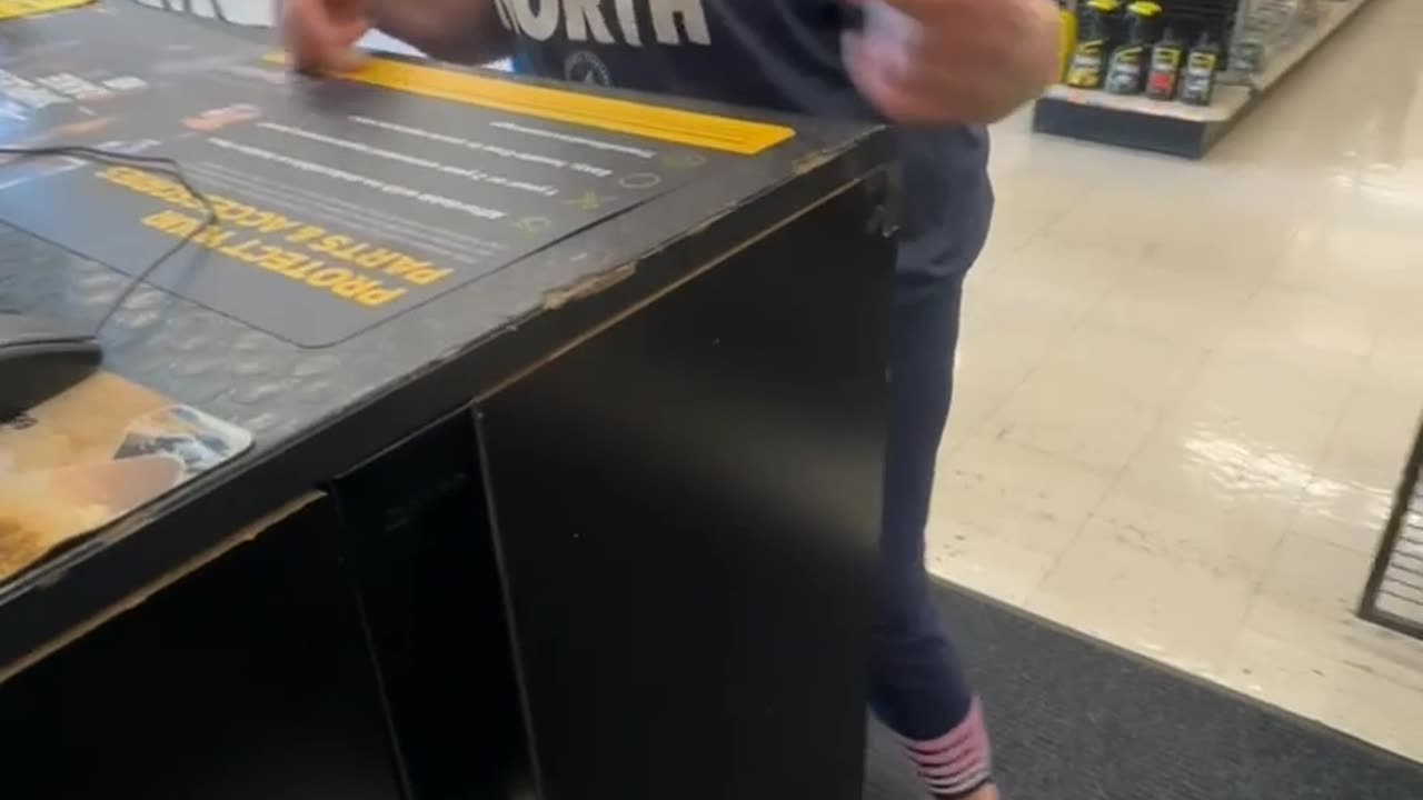Parts Store Calls Police On Dubious Return