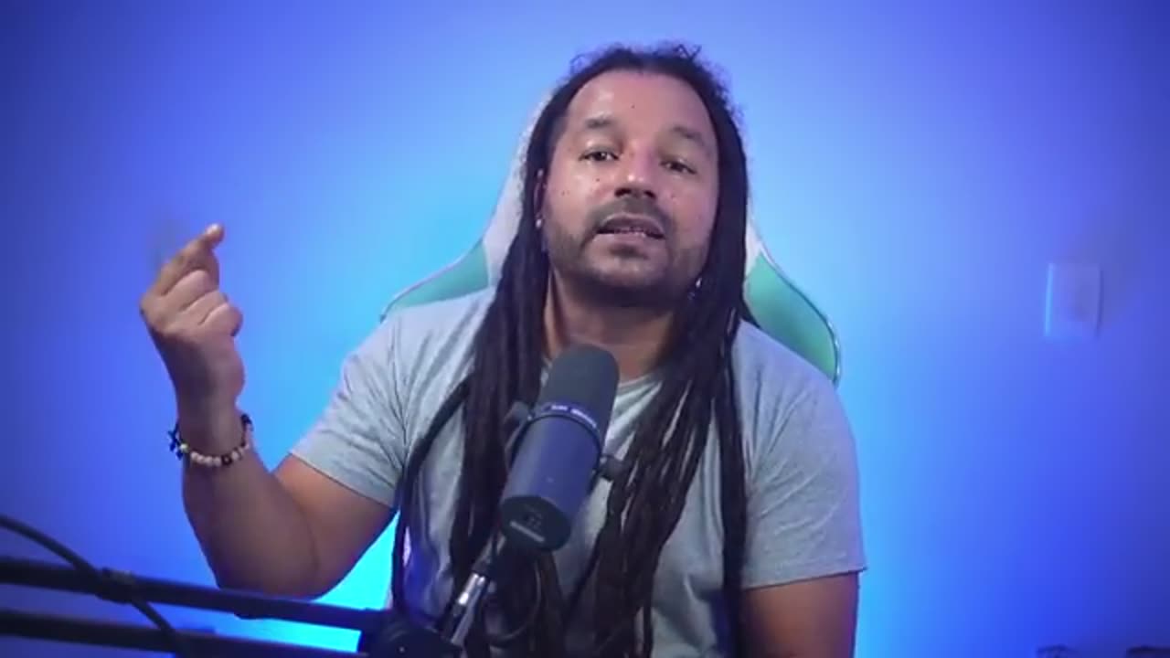 O MAIOR ESCÂNDALO DA POLÍTICA GLOBAL VEIO À TONA - Equipe de BIDEN FALSIFICOU a ASSINATURA DELE