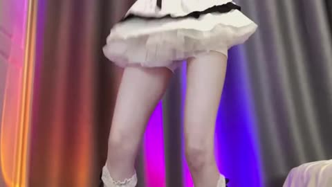 Tempting! | Magnetic Creamy Skater Skirt Hypnotic Spicy Hot Dance - Daily Beauty EP 507
