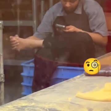 Pizza in Canada 👀