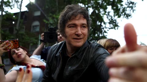 Trump says Argentina is 'dying' and 'fighting for its life'