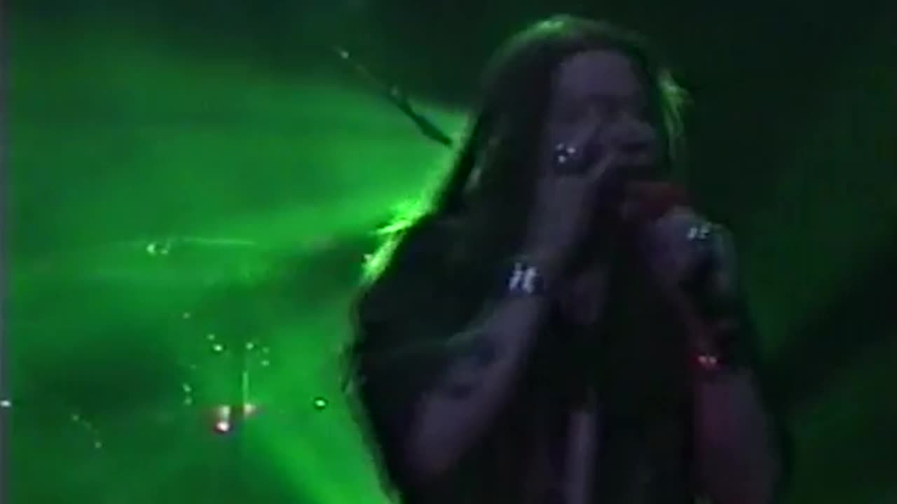 Chinese Democracy - 2001-01-01 House Of Blues, Las Vegas, NV [2cam mix]