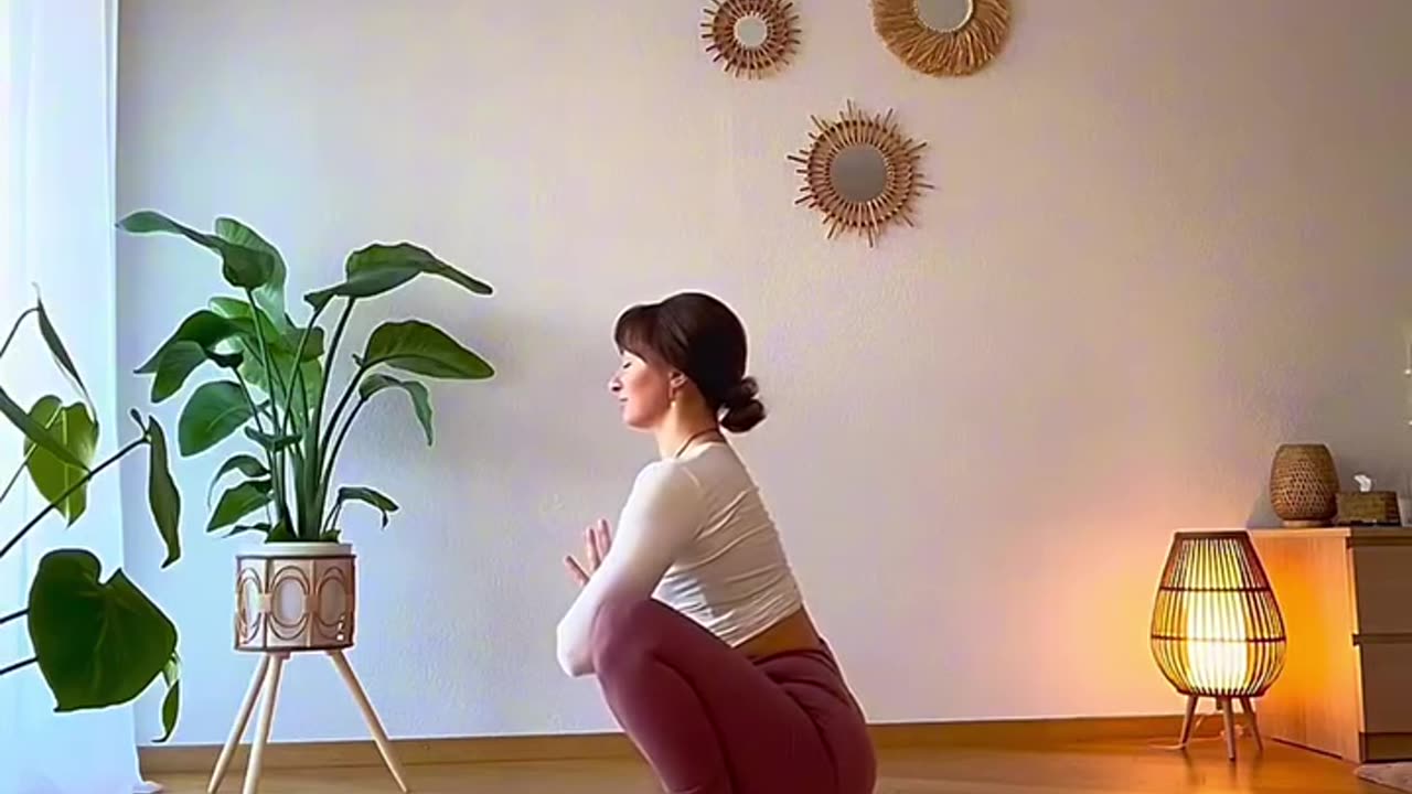 Start your day feeling amazing with this quick stretch routine: