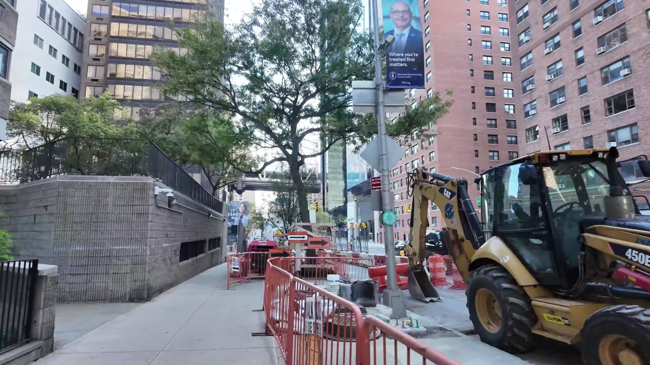 🗽 NYC Live 🔴 Walk (Chat on YouTube)