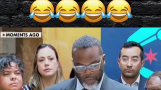 Chicago Mayor Helps ICE