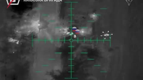 💥Four heavy bomber drones simultaneously attack a group of Russian soldiers