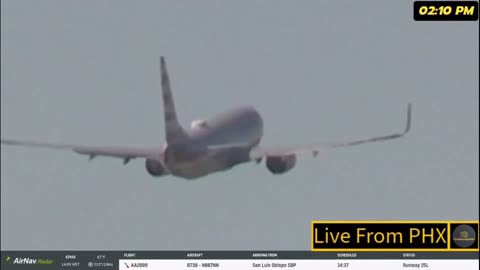 Go-around of a Boeing 737-800 of American Airlines at Phoenix Airport (USA)