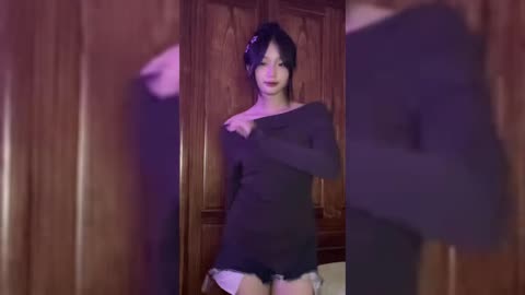 🌷 Soft Spring Morning in Paris