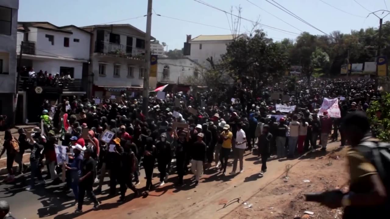 Madagascar president dissolves government after deadly protests