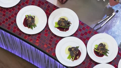 Hell's Kitchen (U.S.) Uncensored - 21st Annual Blind Taste Test - Full Episode (1080p)