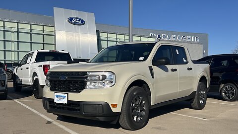 Audrey’s Ford Focus - 2024 Ford Maverick XLT Hybrid, Terrain/Navy Pier