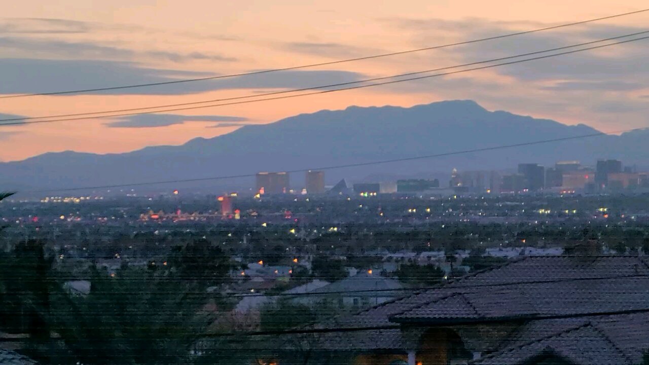 Did you see tonight's Las Vegas sunset? Check this out! 03.27.2025 #follow #lasvegas #travel #gaming