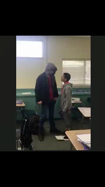 Smaller kid kicks bully's rear end. 😳💥💥