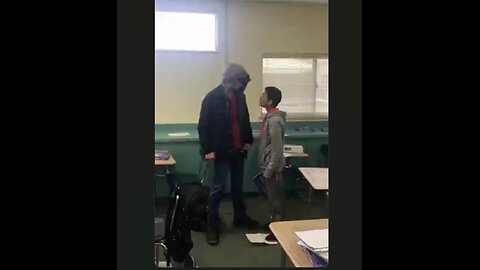 Smaller kid kicks bully's rear end. 😳💥💥