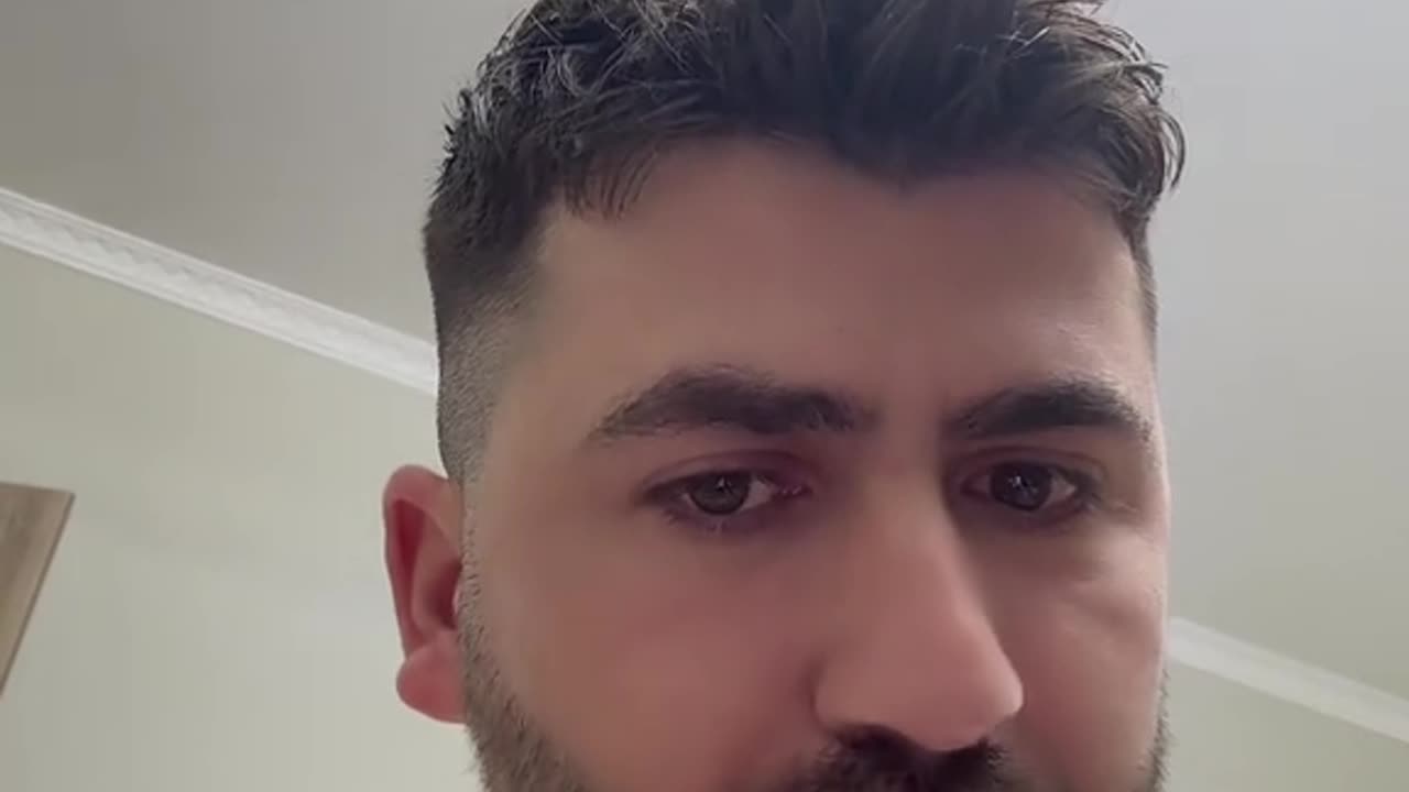 Egli Tako ende në shtëpinë e BBV4? Kamera tregon gabimisht një Dhomë të Bardhë