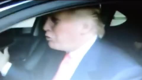 Trump Buys Two Kids! #funny #donaldtrump #presidenttrump #election2024