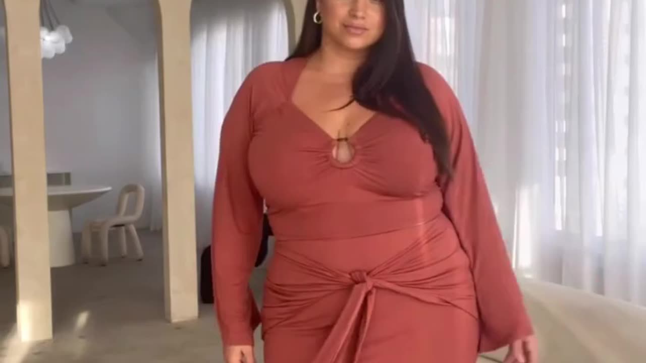 Amazing Gia ~ Plus Size Curvy Model ~ Bio & Facts #short