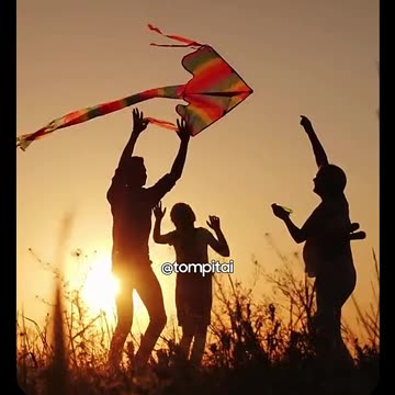 Делайте то что заставляет быть счастливым @tompitai ​