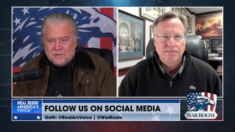 STEVE BANNON'S " THE WAR ROOM "