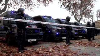 Hundreds of migrants evicted from settlement in Spain