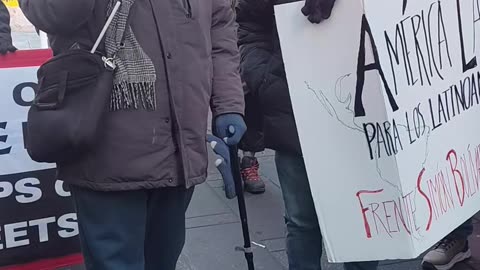 Puerto Ricans support president Nicolás Maduro and first combatant Cilia Flores.