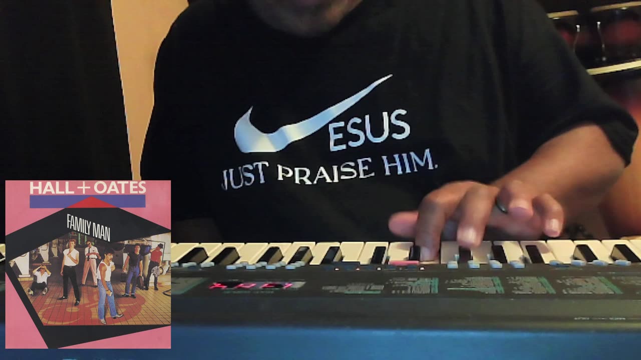 Family Man -Hall & Oates Instrumental (Keyboard Cover)