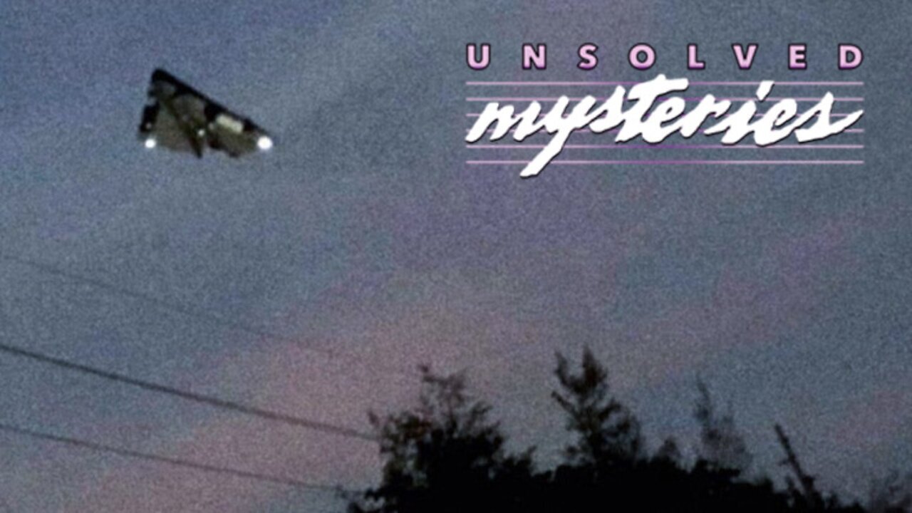 UNSOLVED MYSTERIES: American Aircraft.. or Alien Spacecraft?..