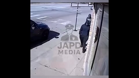 Teen tries to steal a car, begs for mercy — owner fires 15 shots #crime #lawyer #prisoner #usa #japd