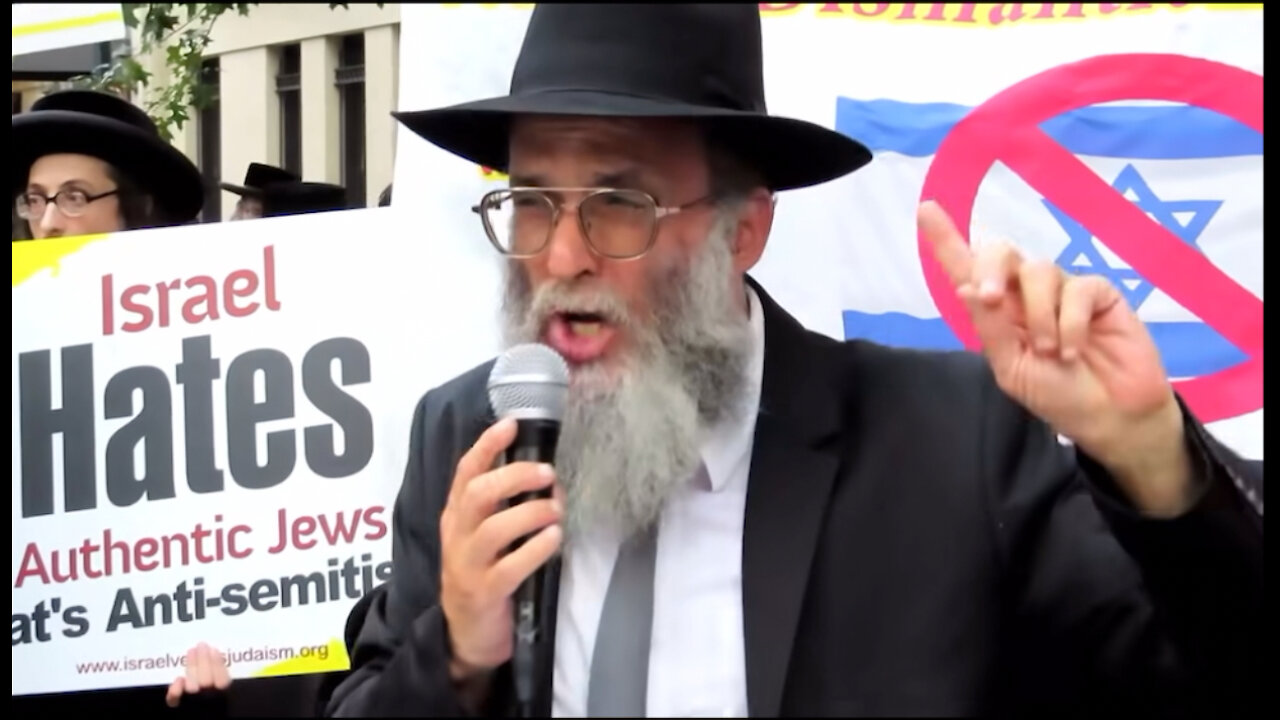 Orthodox Jews Protest Netanyahu's Visit in NYC at Loews Regency Hotel.