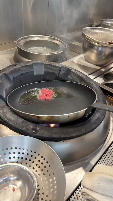 home-style stir-fried beef is incredibly popular, but how do you make it to the best taste?