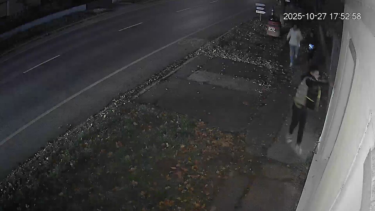 3 an jöttek vissza a drogos cigányok!! Tarcal és a rendőrség agyontámogatottjai!!