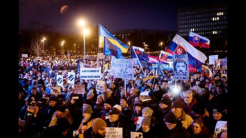 "We are not Putin's allies"- Thousands of people protest against Russia in streets in Slovakia