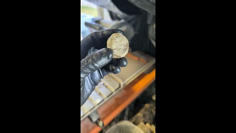 Lil' geode cut!