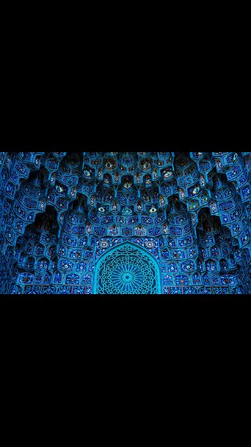 Six Minarets Pierce the Sky: A Symphony in Azure and Stone