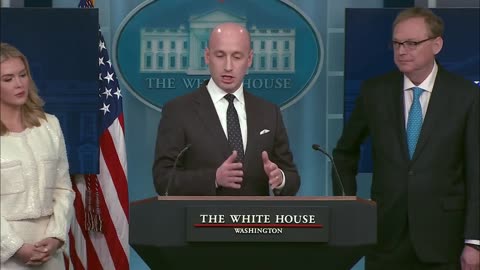 Entire White House Press Corps SCHOOLED by Stephen Miller