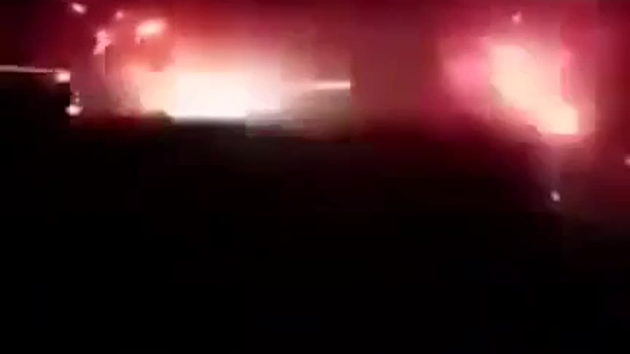 🇦🇫🇵🇰 Afghan Air Force Attacks One of Pakistan's Border Towns. Fighting also reported on border.