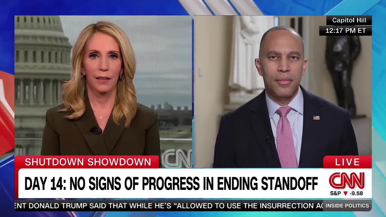 WOW! 🚨 CNN throws down on Hakeem Jeffries to his face on govt shutdown!