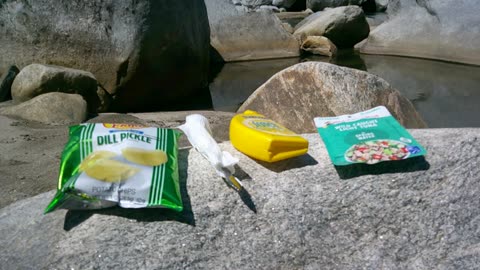 What a Redneck eats while Fishing
