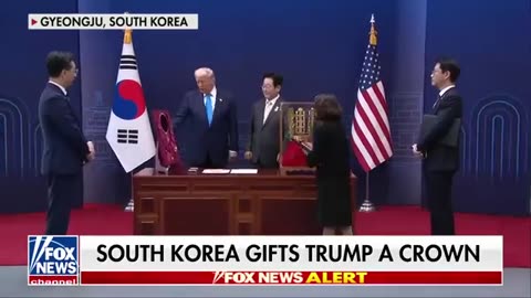 HOT MIC_ Trump caught on tape during Asia trip