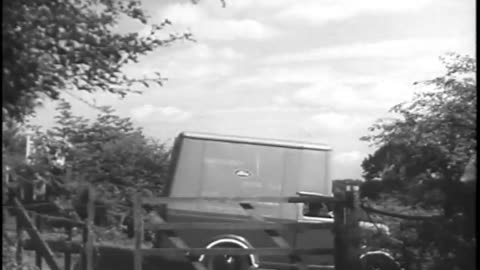 [PIPING HOT. PART II. FORD F... - [PIPING HOT. PART II. FORD FOR ENGLAND. WORLD WAR II] - fc-fc-4620