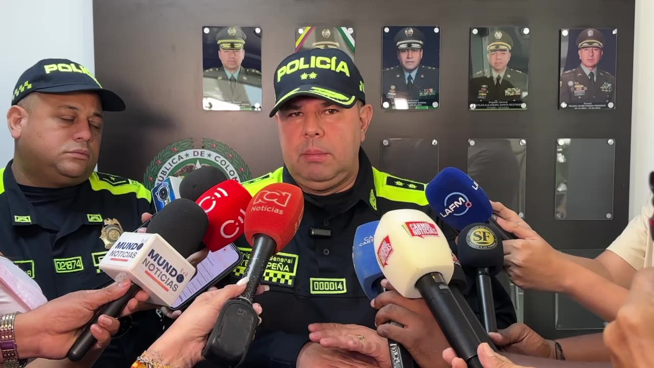 policía