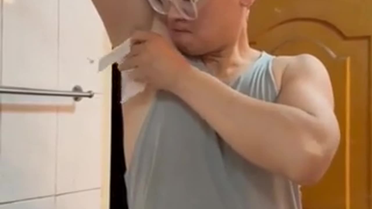 😂💪 The Real Man Way to Do It! | FunFM